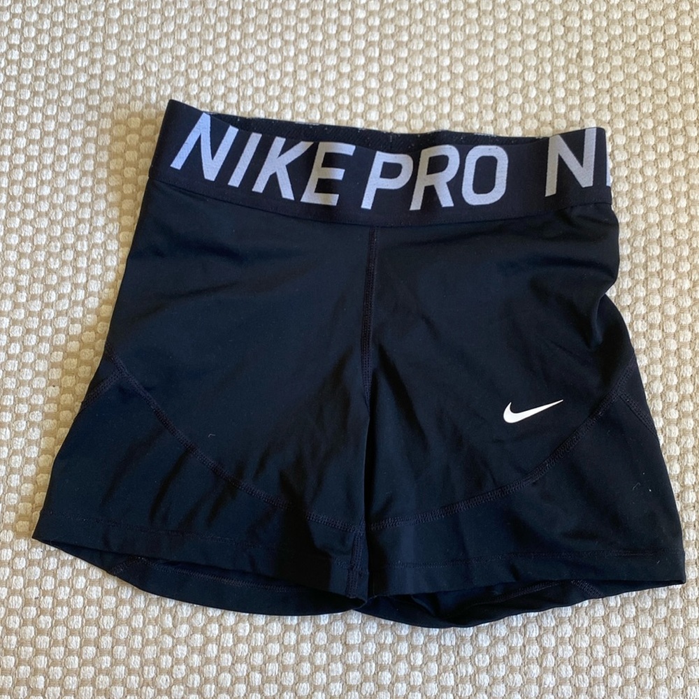 Nike Pro 5" Short Small (4-6) - Excellent Condition